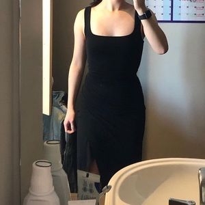 WILFRED SATURN MIDI DRESS IN BLACK